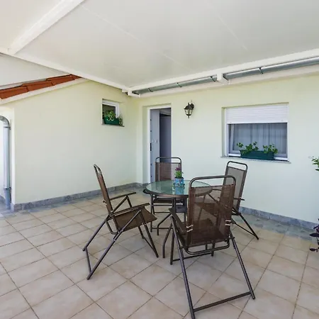 Awesome In With Swimming Pool Vrana (Zadar)