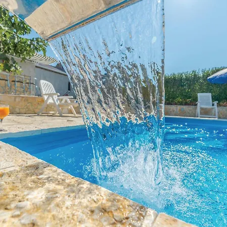 Awesome In With Swimming Pool * Vrana (Zadar)
