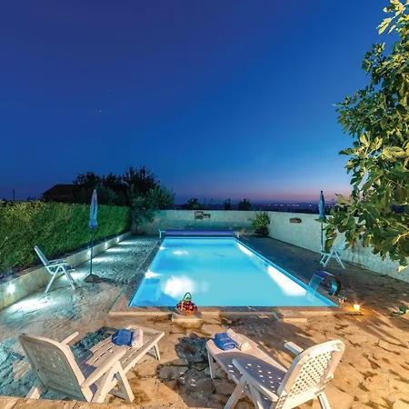 Cozy Apartment In Vrana With Swimming Pool