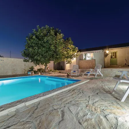 Gorgeous In With Kitchen Vrana (Zadar)